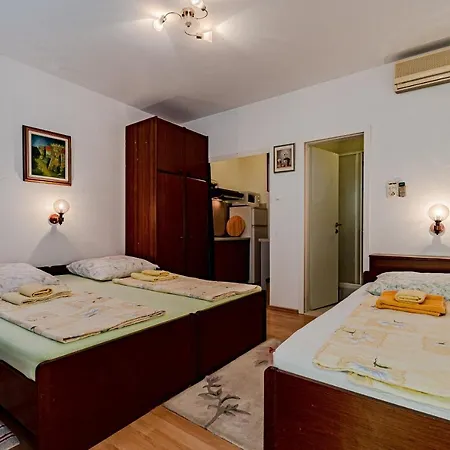 Apartment Studio 10185b *